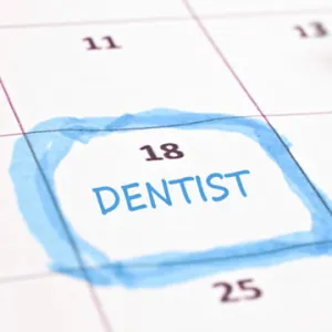calendar with dentist appointment circled